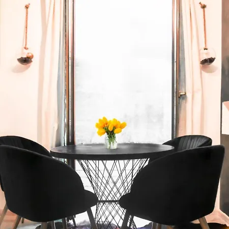 Appartamento Dietro L Angolo, 2 Bath *